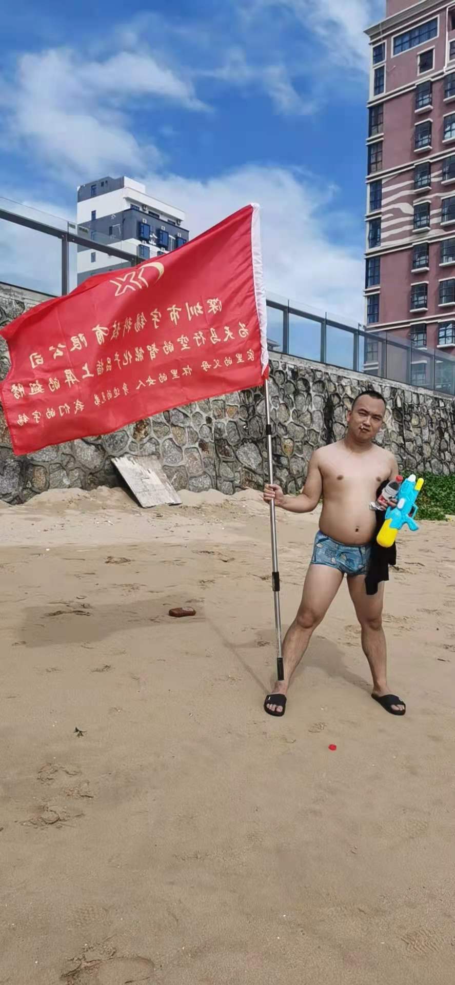 3.95寸320*480分辨率HVGA   TN屏 液晶屏