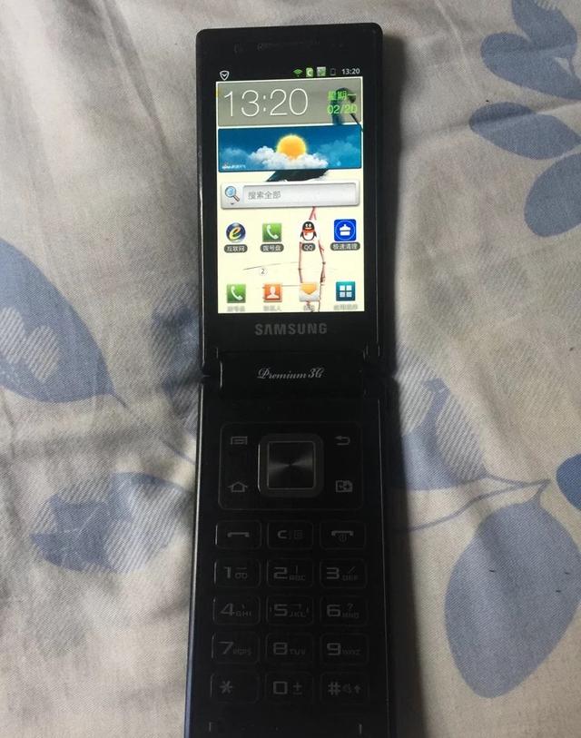 三星w999为什么这么贵？高达1万元