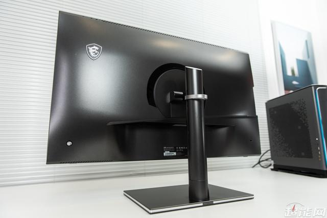 微星Creator PS321URV显示器评测