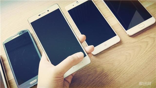 本妹子亲测手机尺寸