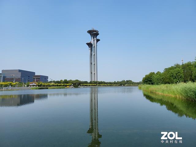 折叠屏也能防水，三星Galaxy Z Fold3 5G全面测评
