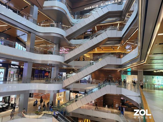 折叠屏也能防水，三星Galaxy Z Fold3 5G全面测评