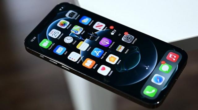 新专利显示苹果正研究让iPhone显示屏玻璃更薄更坚固
