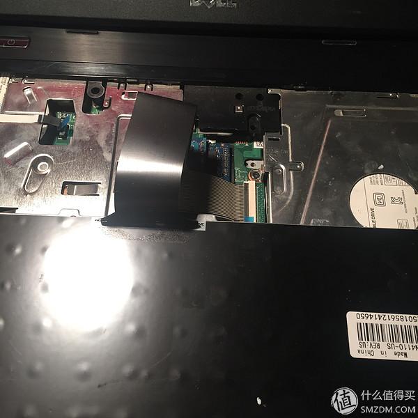 戴尔笔记本n4050拆机图解（戴尔 Inspiron N4050 清灰教程）