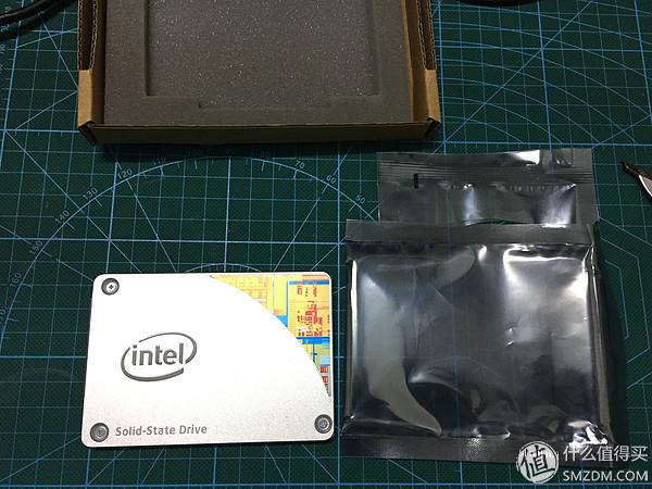 戴尔笔记本n4050拆机图解（戴尔 Inspiron N4050 清灰教程）