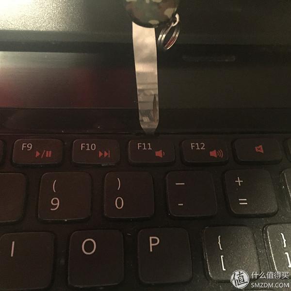戴尔笔记本n4050拆机图解（戴尔 Inspiron N4050 清灰教程）