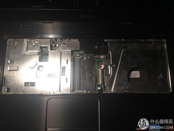 戴尔笔记本n4050拆机图解（戴尔 Inspiron N4050 清灰教程）