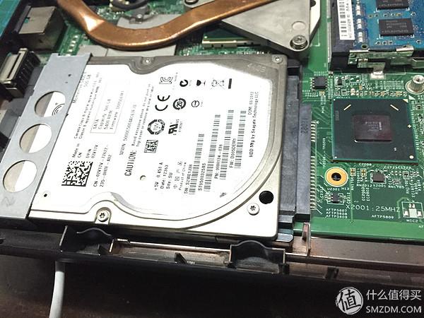 戴尔笔记本n4050拆机图解（戴尔 Inspiron N4050 清灰教程）