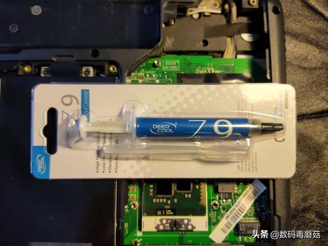 联想笔记本IdeaPad系列型号Z360，换内存教程