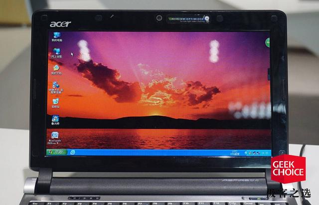 10年前的笔记本电脑宏碁 Aspire One D250，还能上网打游戏