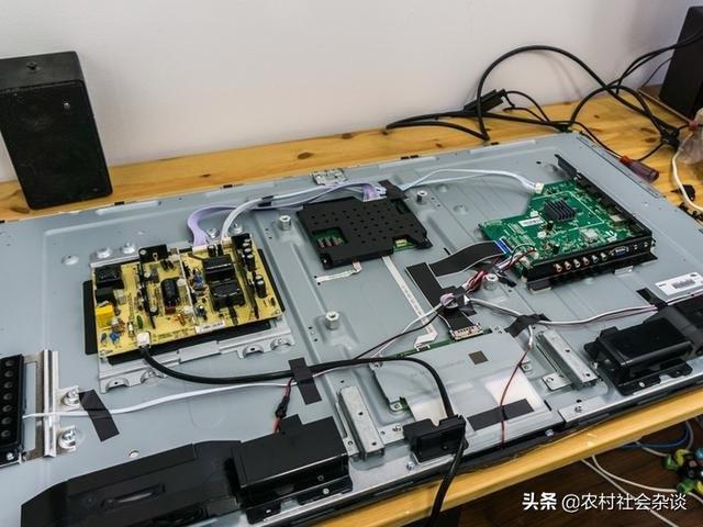 现在电视机寿命一般用多久（液晶电视保养小常识）