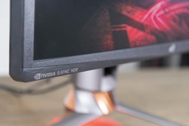 华硕电竞显示器推荐：ROG-SWIFT PG27UQ