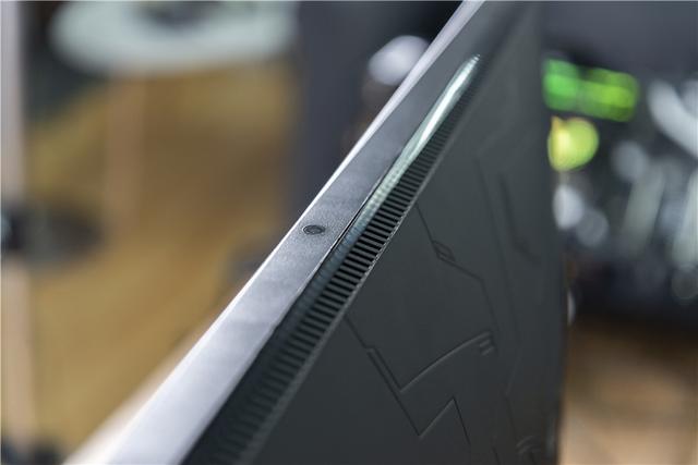 华硕电竞显示器推荐：ROG-SWIFT PG27UQ
