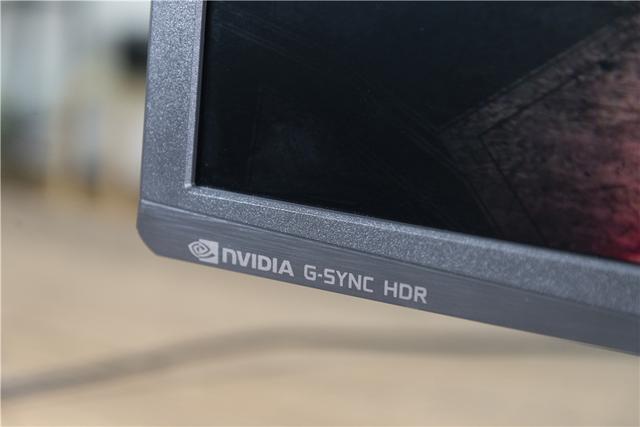 华硕电竞显示器推荐：ROG-SWIFT PG27UQ
