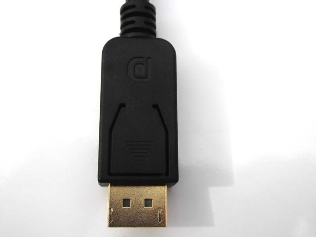 电脑显示器不显示了是怎么回事（电脑能正常启动 但屏幕全黑）