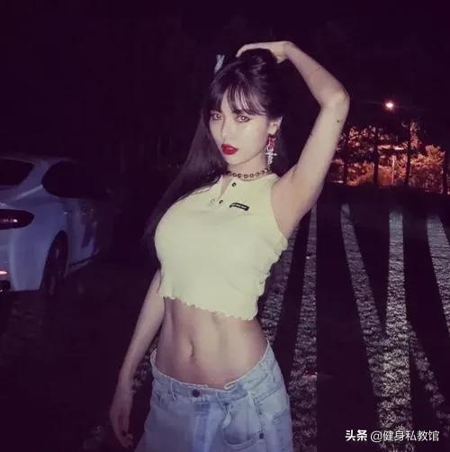 金泫雅 性感小野马（泫雅为什么叫性感小野马）