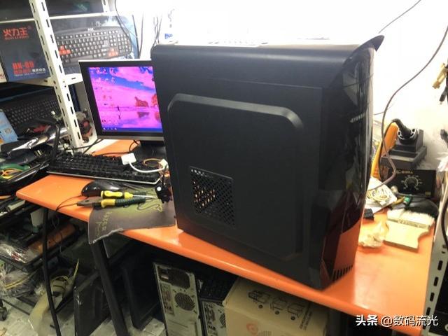 电脑主机可以正常使用，电脑黑屏是什么原因？