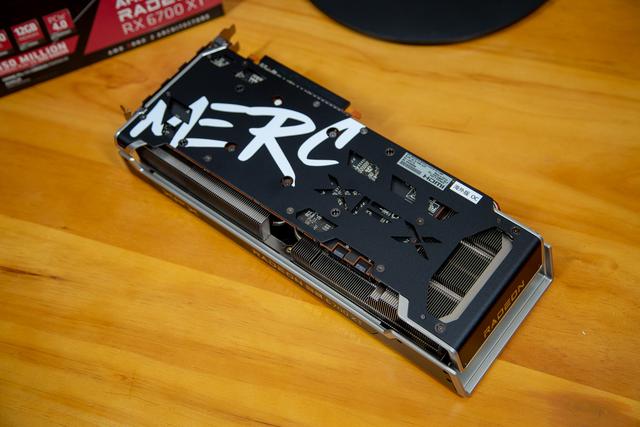 宏碁xv273k评测，4 K 144Hz 的电竞显示器