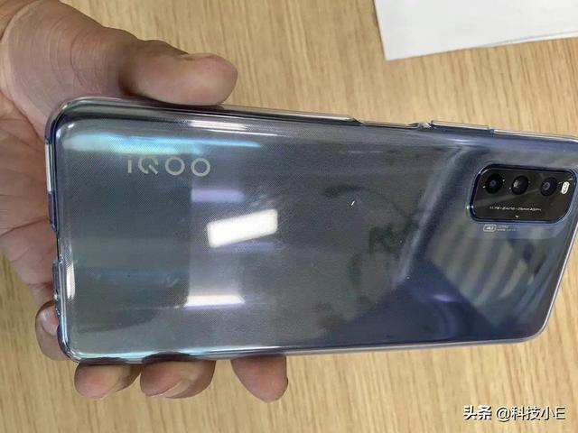 iqoo高通骁龙870手机怎么样？值得买吗？