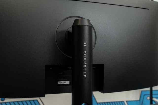 34寸曲面屏显示器推荐玩游戏用（HKC TG34C3U评测）