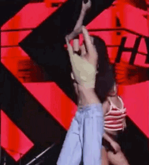 金泫雅 性感小野马（泫雅为什么叫性感小野马）