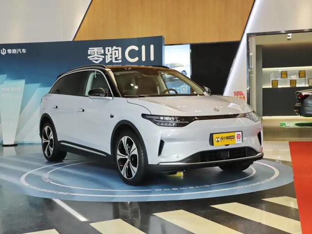 零跑c11交付最新消息(零跑c11新能源车怎么样)