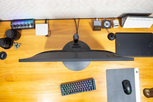 宏碁xv273k评测，4 K 144Hz 的电竞显示器