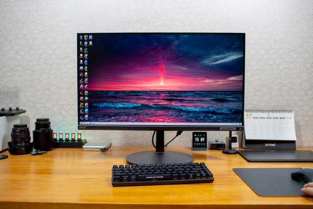 宏碁xv273k评测，4 K 144Hz 的电竞显示器