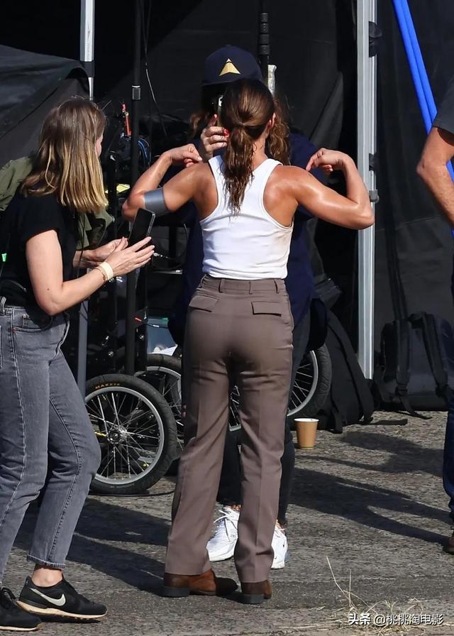 埃尔莎·帕塔奇Elsa Pataky登上ELLE杂志