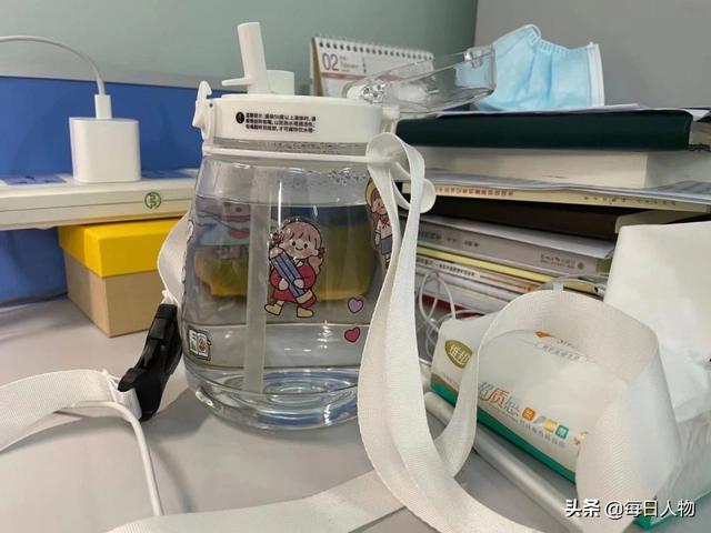 有什么上班摸鱼时可以做的事情（上班摸鱼可以做哪些事情）