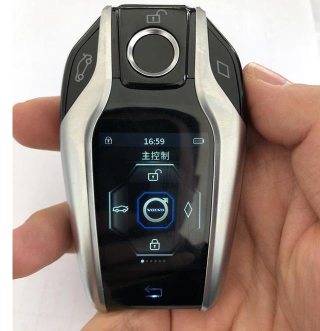 汽车触控液晶屏可以自己加装吗?（原车中控屏好还是加装的中控屏好）