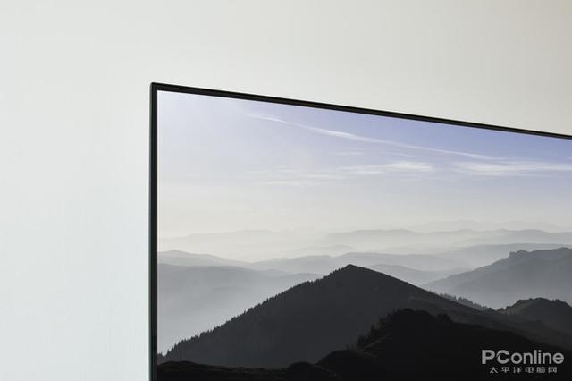 而极简主义反映到创维g32 pro的外观上,就是用极简的外观设计,让电视