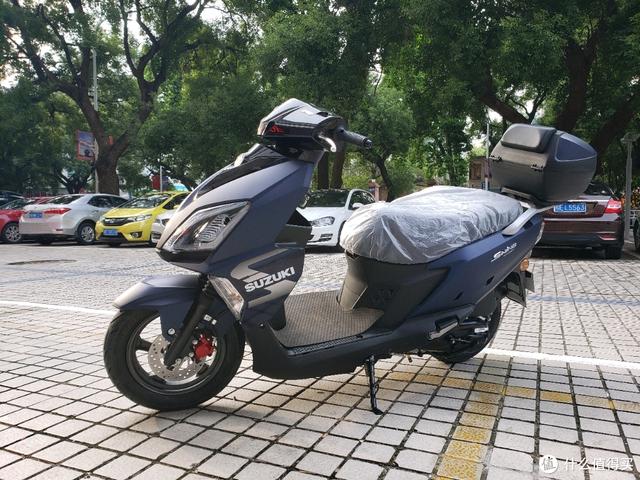 万元以内性价比最高的踏板摩托车（一万左右的踏板摩托车哪个性价比最好）