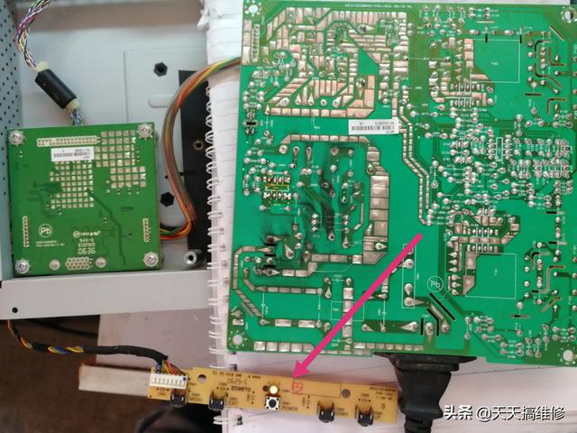 液晶显示器用了10年要换吗（用了10年的显示器有必要换吗）
