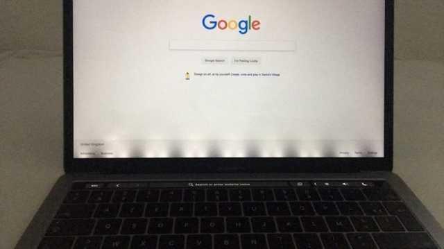 macbookair屏幕背光灯不亮了