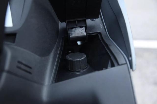 srmax300价格（阿普利亚srmax300价格）