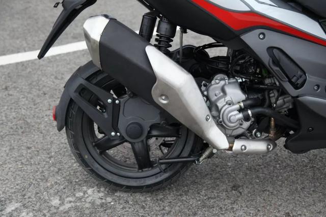 srmax300价格（阿普利亚srmax300价格）