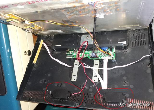 笔记本电脑显示器可以改装为电视显示器