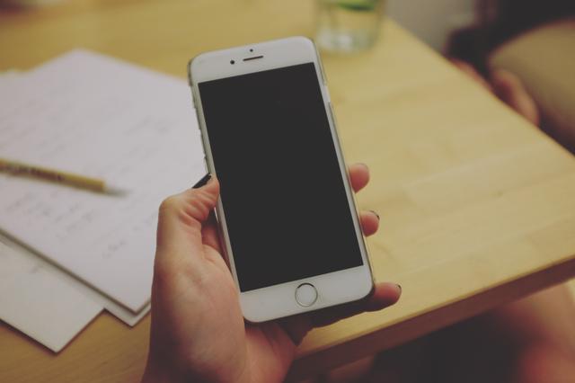 iphone每代手机的亮点及对比