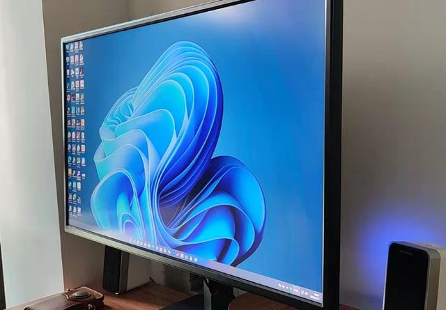 为什么大的4k电视比显示器便宜这么多