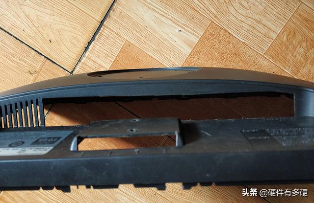 笔记本电脑显示器可以改装为电视显示器