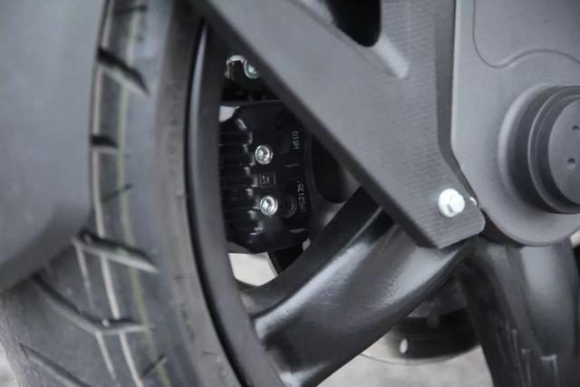 srmax300价格（阿普利亚srmax300价格）