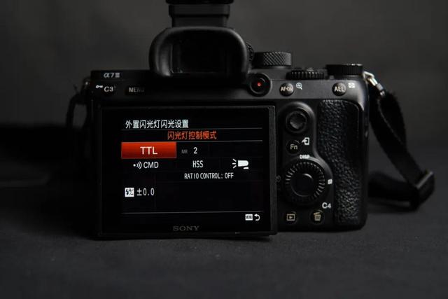 索尼闪光灯f28rm开箱（索尼f32m闪光灯说明书）