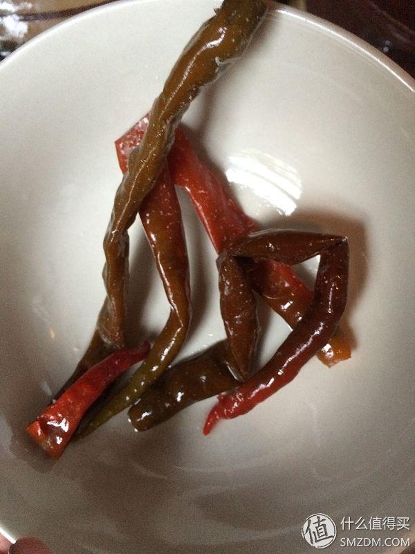 泡菜坛子第一次使用怎么处理这坛子（新买的泡菜坛子怎么处理才可以用泡）