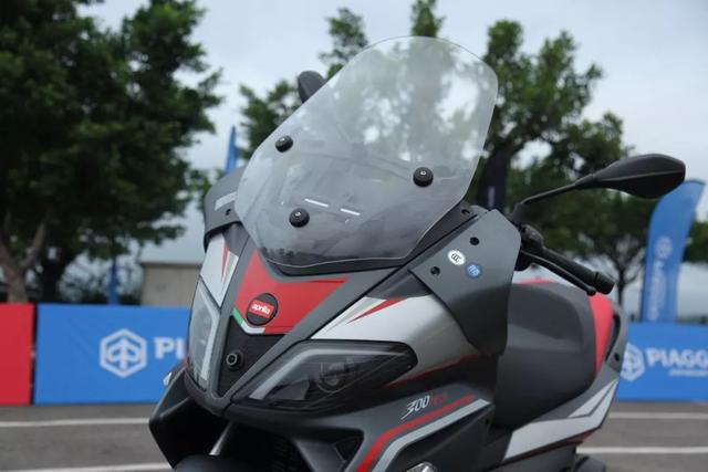 srmax300价格（阿普利亚srmax300价格）