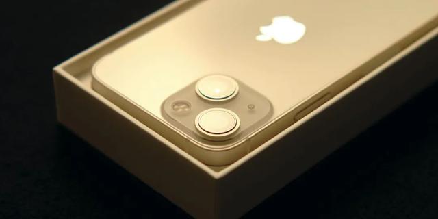 真就13香!iPhone13曝光!