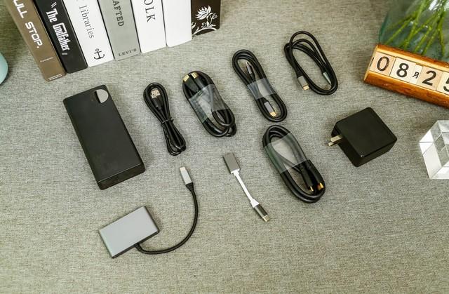 雕塑家便携式显示器连接手机（雕塑家显示器怎么连接手机）