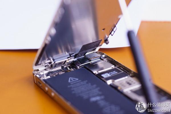 苹果5s手机电池怎么更换