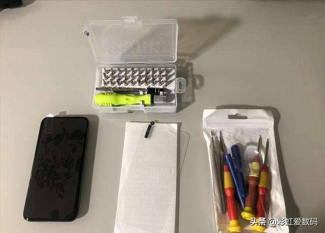 手机液晶屏漏液修复（手机液晶屏漏液修复大概要多少钱）