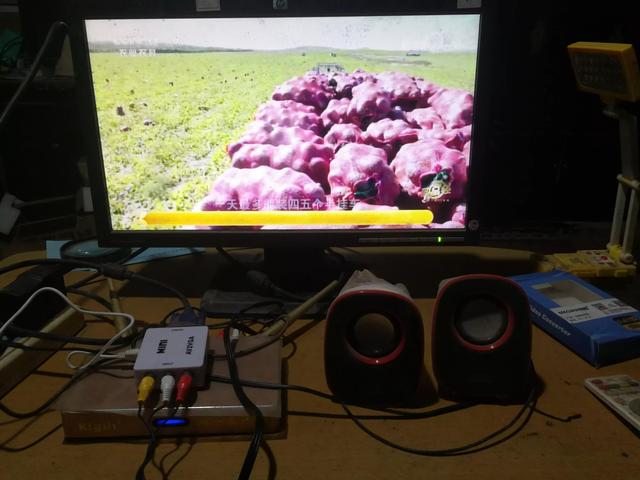 电脑液晶屏改电视机（怎样把电脑液晶显示器改成电视机）